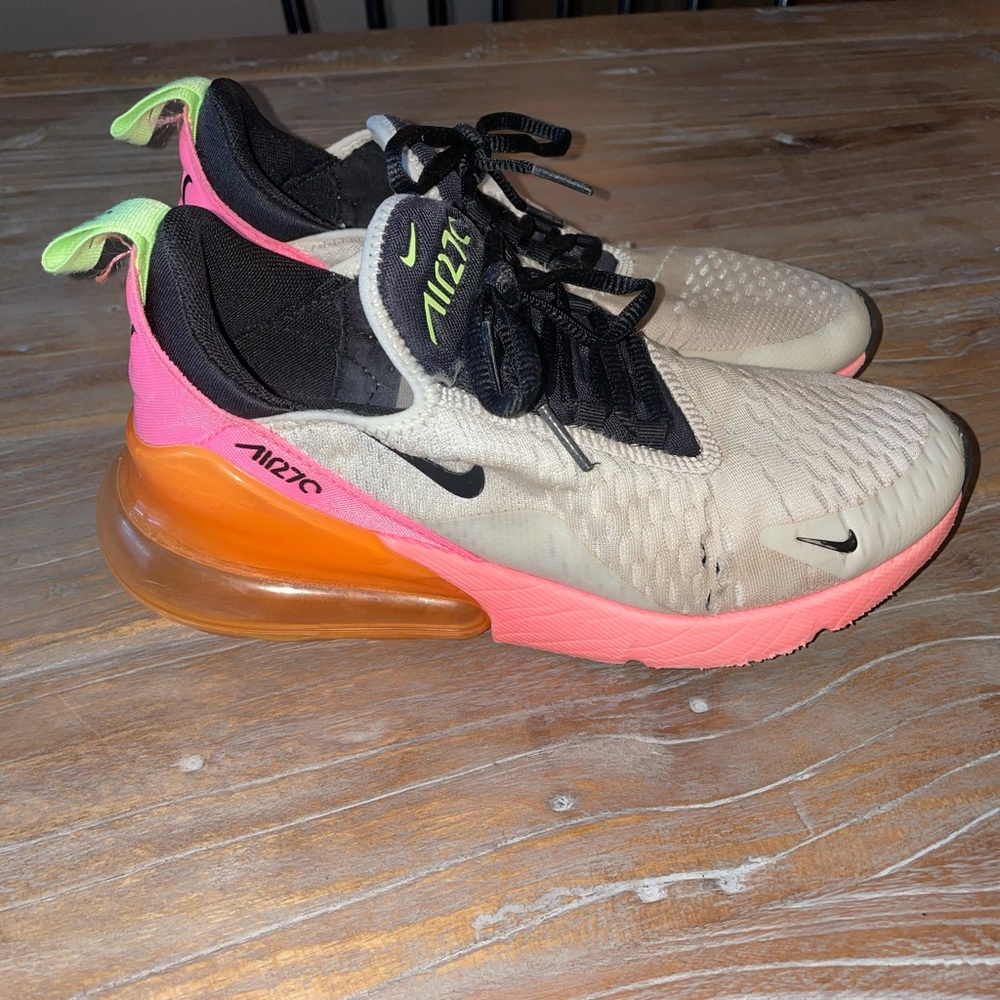 Nike Air 270
